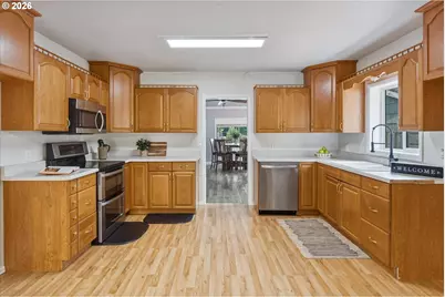 606 N 16th Ave, Kelso, WA 98626 - Photo 9