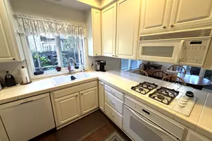 542 Lakefair Pl N, Keizer, OR 97303 - Photo 15
