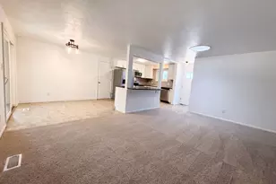 220 NE Cambridge Cir, Corvallis, OR 97330 - Photo 17
