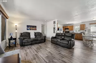 722 S 8th St, Cottage Grove, OR 97424 - Photo 5