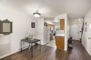 1418 NE Hogan Dr, Gresham, OR 97030 - Photo 7