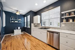 11290 SW Buffalo Pl, Portland, OR 97223 - Photo 9