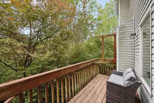11290 SW Buffalo Pl, Portland, OR 97223 - Photo 21