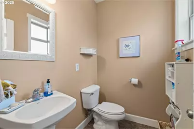 2809 Dead Indian Memorial Rd, Ashland, OR 97520 - Photo 43