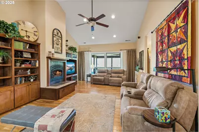 2809 Dead Indian Memorial Rd, Ashland, OR 97520 - Photo 3