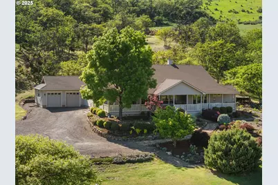 2809 Dead Indian Memorial Rd, Ashland, OR 97520 - Photo 1