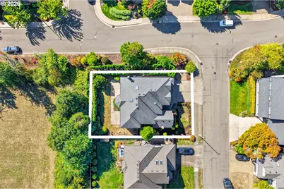 17994 Saint Clair Dr, Lake Oswego, OR 97034 - Photo 43