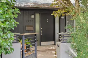 2727 SW Patton Ct, Portland, OR 97201 - Photo 3