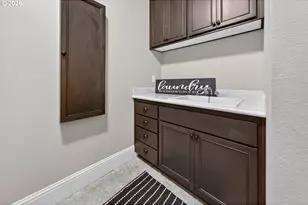 3571 Summit Sky Blvd, Eugene, OR 97405 - Photo 23