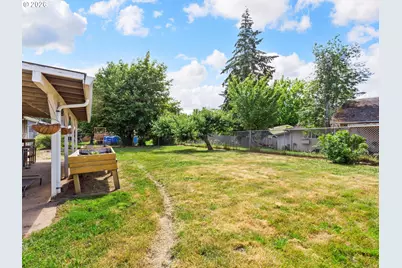 1719 SW 1st St, Battle Ground, WA 98604 - Photo 35