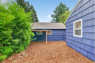 9006 SE Duke St, Portland, OR 97266 - Photo 19