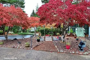 303 Manzanita Dr, Florence, OR 97439 - Photo 5