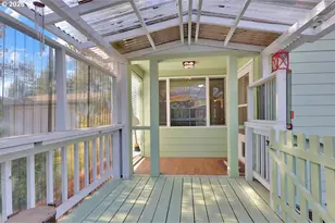 303 Manzanita Dr, Florence, OR 97439 - Photo 35