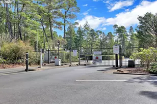 303 Manzanita Dr, Florence, OR 97439 - Photo 45