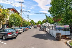 7910 SW 31st Ave, Portland, OR 97219 - Photo 27