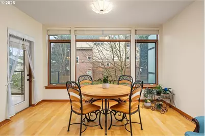 7910 SW 31st Ave #203, Portland, OR 97219 - Photo 5