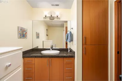 7910 SW 31st Ave #203, Portland, OR 97219 - Photo 11