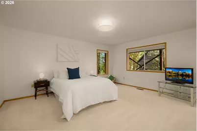 1727 SW Westwood Dr, Portland, OR 97239 - Photo 31