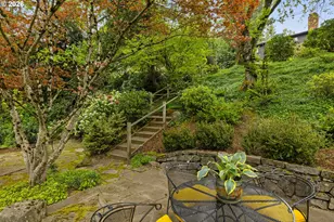 1727 SW Westwood Dr, Portland, OR 97239 - Photo 35