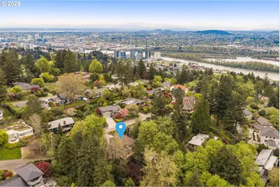 1727 SW Westwood Dr, Portland, OR 97239 - Photo 39