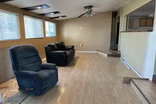 25656 Wildwood Rd, Veneta, OR 97487 - Photo 3
