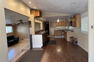 25656 Wildwood Rd, Veneta, OR 97487 - Photo 13