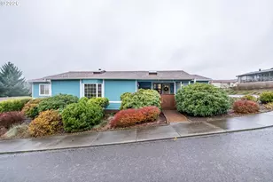 2120 Robins Ln SE, Salem, OR 97306 - Photo 1