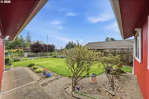 425 Radar Rd, Coos Bay, OR 97420 - Photo 5