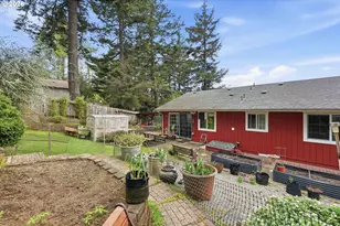 425 Radar Rd, Coos Bay, OR 97420 - Photo 33