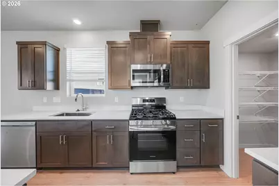 955 Legacy St, Eugene, OR 97402 - Photo 7