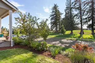 2002 S Taverner Dr, Ridgefield, WA 98642 - Photo 5