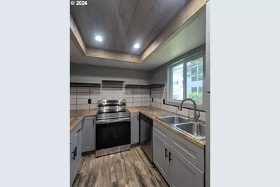 7110 NE 43rd St #D, Vancouver, WA 98661 - Photo 13