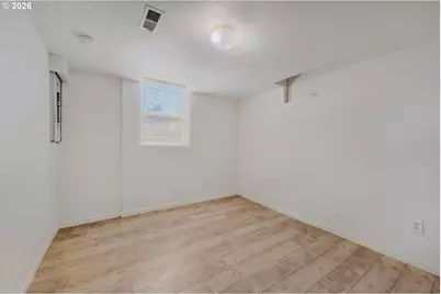 1107 SE 123rd Ave, Portland, OR 97233 - Photo 17