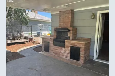 1107 SE 123rd Ave, Portland, OR 97233 - Photo 27
