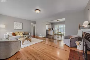 1107 SE 123rd Ave, Portland, OR 97233 - Photo 5