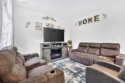 13425 SE Foster Rd #40, Portland, OR 97236 - Photo 15