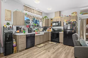 13425 SE Foster Rd, Portland, OR 97236 - Photo 15