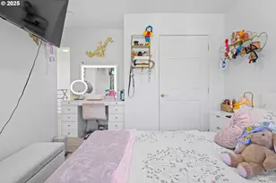 13425 SE Foster Rd, Portland, OR 97236 - Photo 9