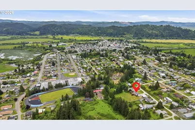 1820 E Cedar St, Myrtle Point, OR 97458 - Photo 35