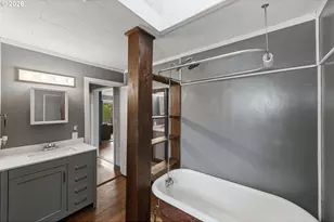 1820 E Cedar St, Myrtle Point, OR 97458 - Photo 17
