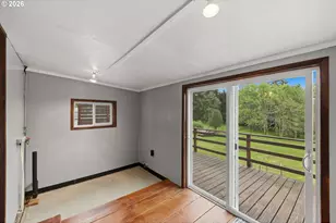 1820 E Cedar St, Myrtle Point, OR 97458 - Photo 19