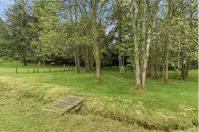 1820 E Cedar St, Myrtle Point, OR 97458 - Photo 27