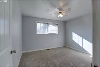 1012 Whitman Ct, The Dalles, OR 97058 - Photo 13