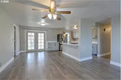 1012 Whitman Ct, The Dalles, OR 97058 - Photo 5