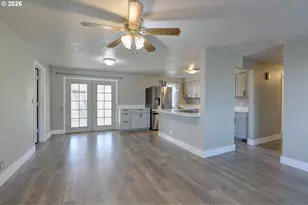 1012 Whitman Ct, The Dalles, OR 97058 - Photo 5