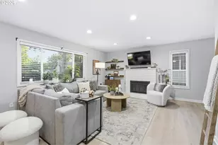 11263 SW Springwood Dr, Portland, OR 97223 - Photo 13