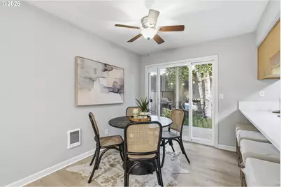 11263 SW Springwood Dr, Portland, OR 97223 - Photo 17