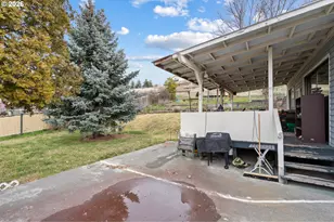 120 N Gilmore St, Heppner, OR 97836 - Photo 27