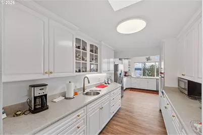 93961 Bridge View Ln, North Bend, OR 97459 - Photo 17