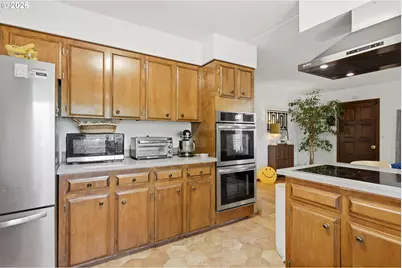 6011 SW Salmon St, Portland, OR 97221 - Photo 11